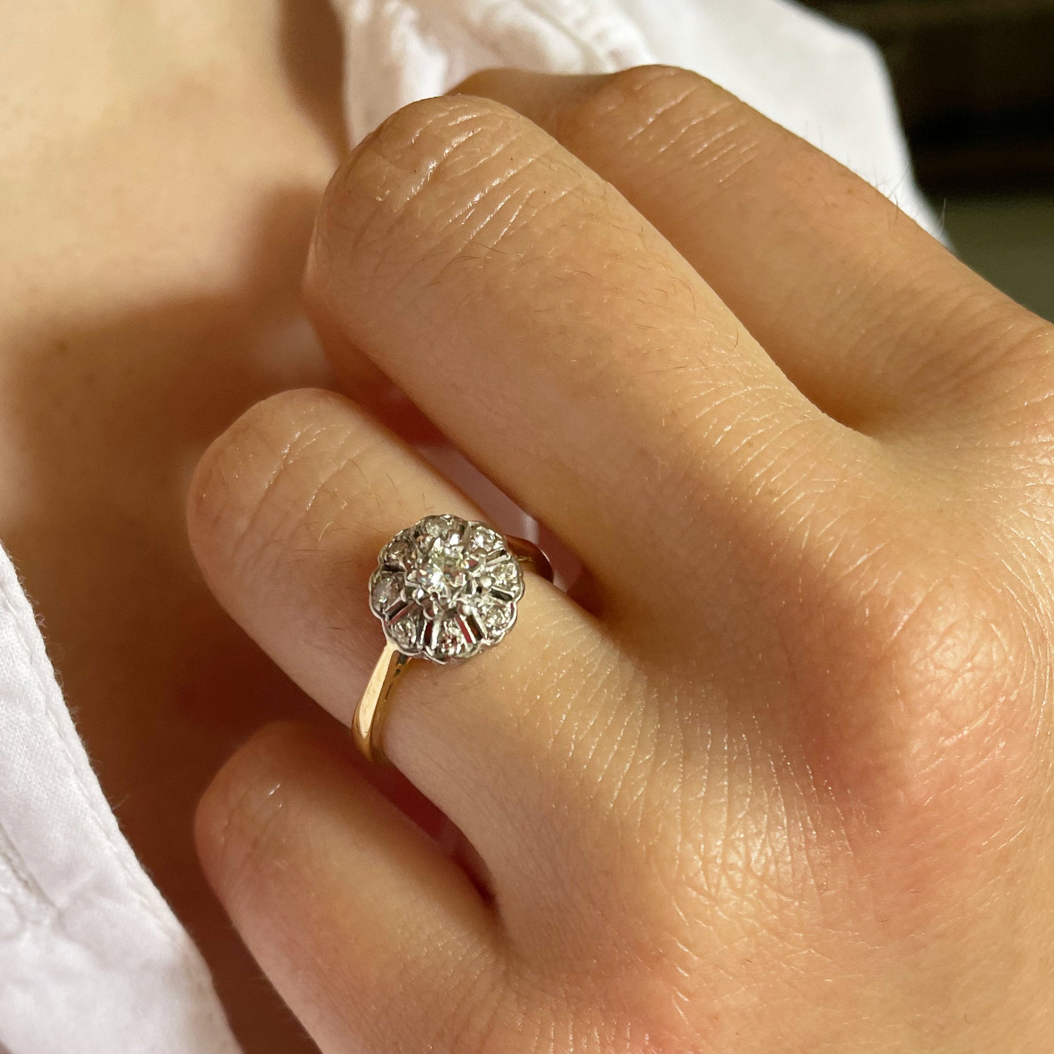 Diamond daisy chain cluster ring.