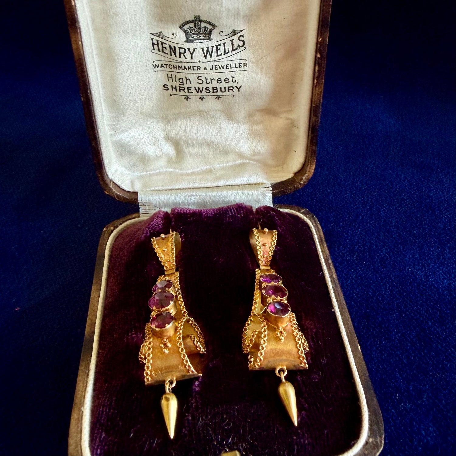 Burning Up Antique Etruscan Revival 18-carat Gold and Almandine Garnet Earrings