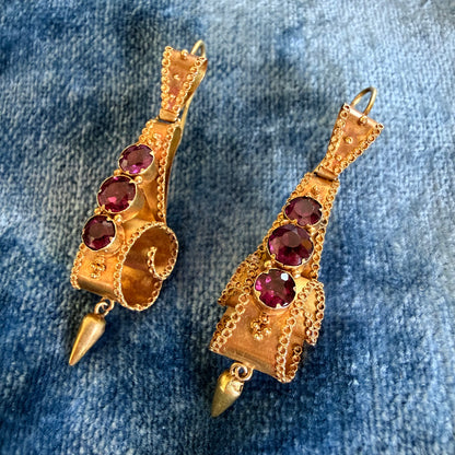 Burning Up Antique Etruscan Revival 18-carat Gold and Almandine Garnet Earrings